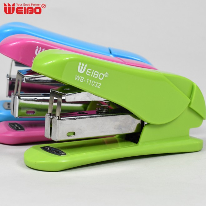 Stapler innovation, labor-saving, non-slip type, learning, art, office, universal, simple and durable, factory direct sa stapler